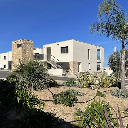 Avec Vue Panoramique Sur La * كالفي